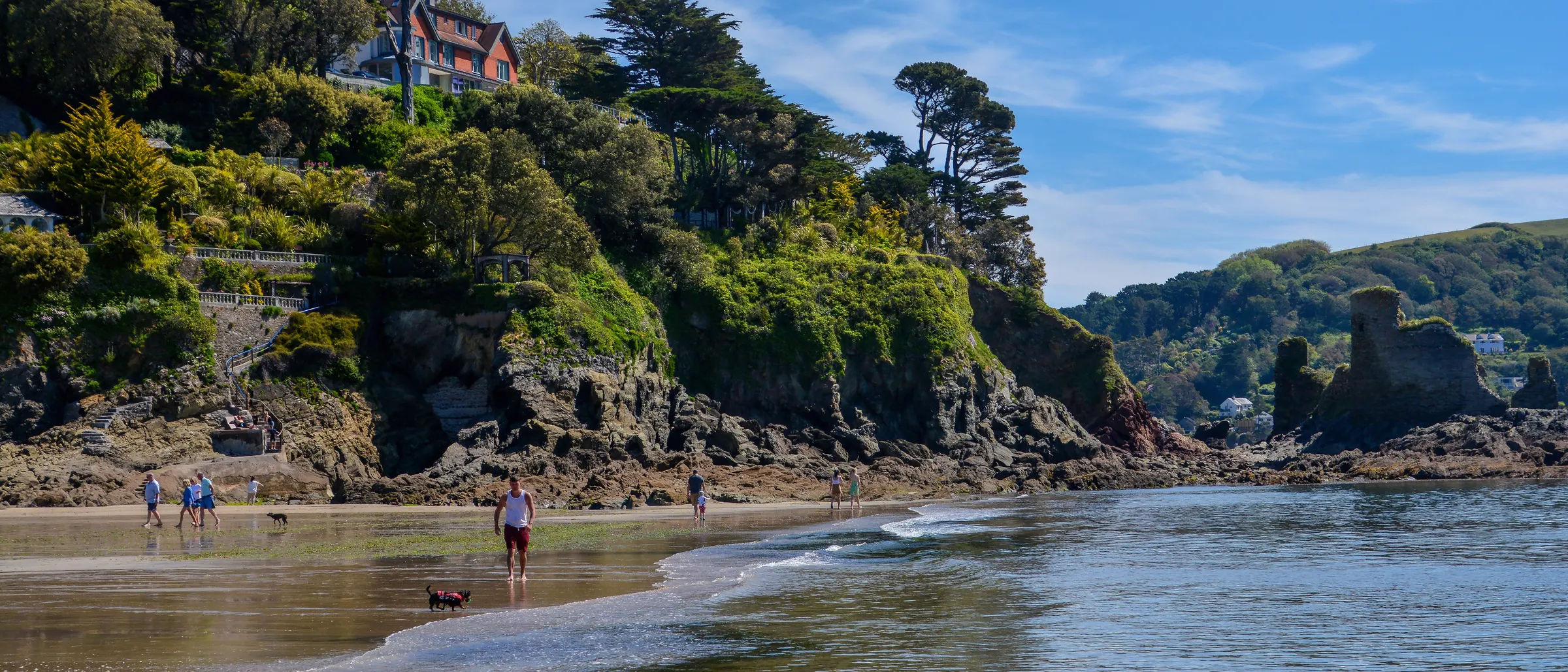 North Sands, Salcombe, with the ruins of Fort Charles on the rocks beyond